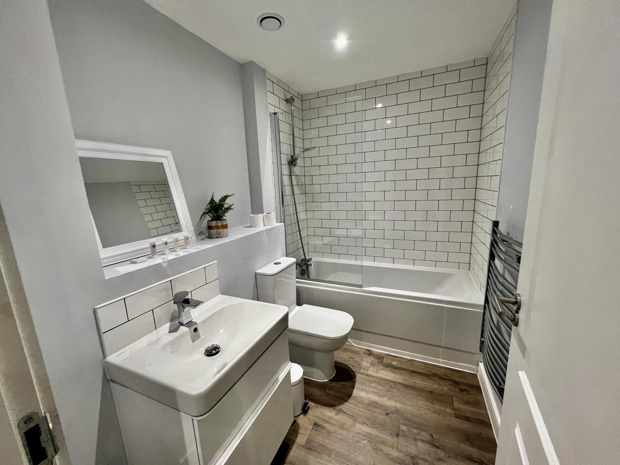 Last-Minute Secure L Reserve Now L Sleeps Up To 3 L 262 Bradford Street , Birmingham L Cozy City Centre Stay L Jvt Short Lets Екстер'єр фото